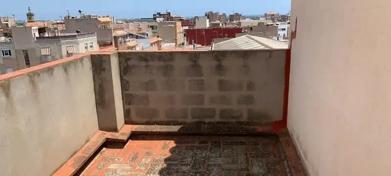 Terrasse von Fabrikhallen zum Verkauf in Betxí