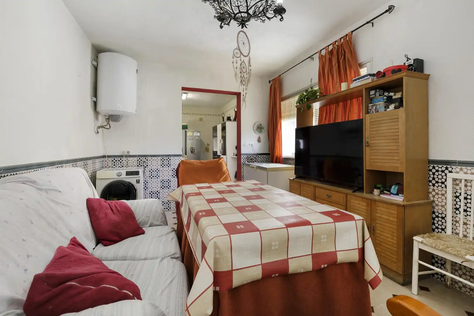 Sala d'estar de Casa o xalet en venda en Alhendín