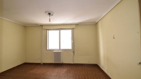 Foto 3 de Piso en venta en San Claudio - La Chantría, León Capital