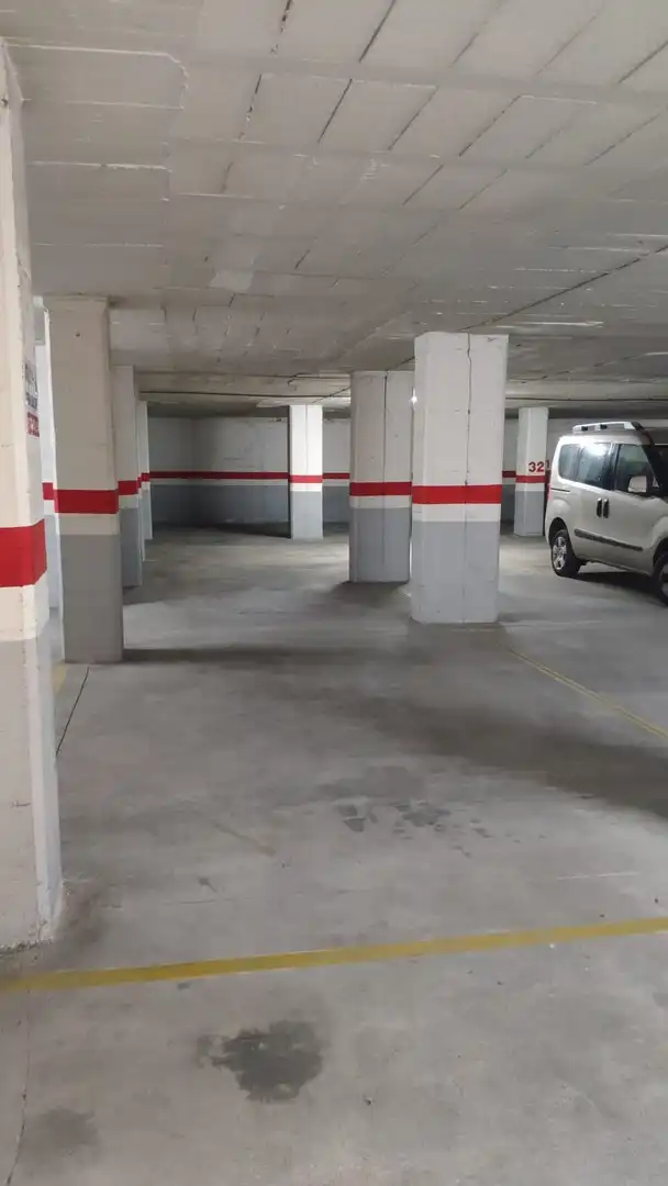 Garatge de lloguer a BISBE VILANOVA, Olot