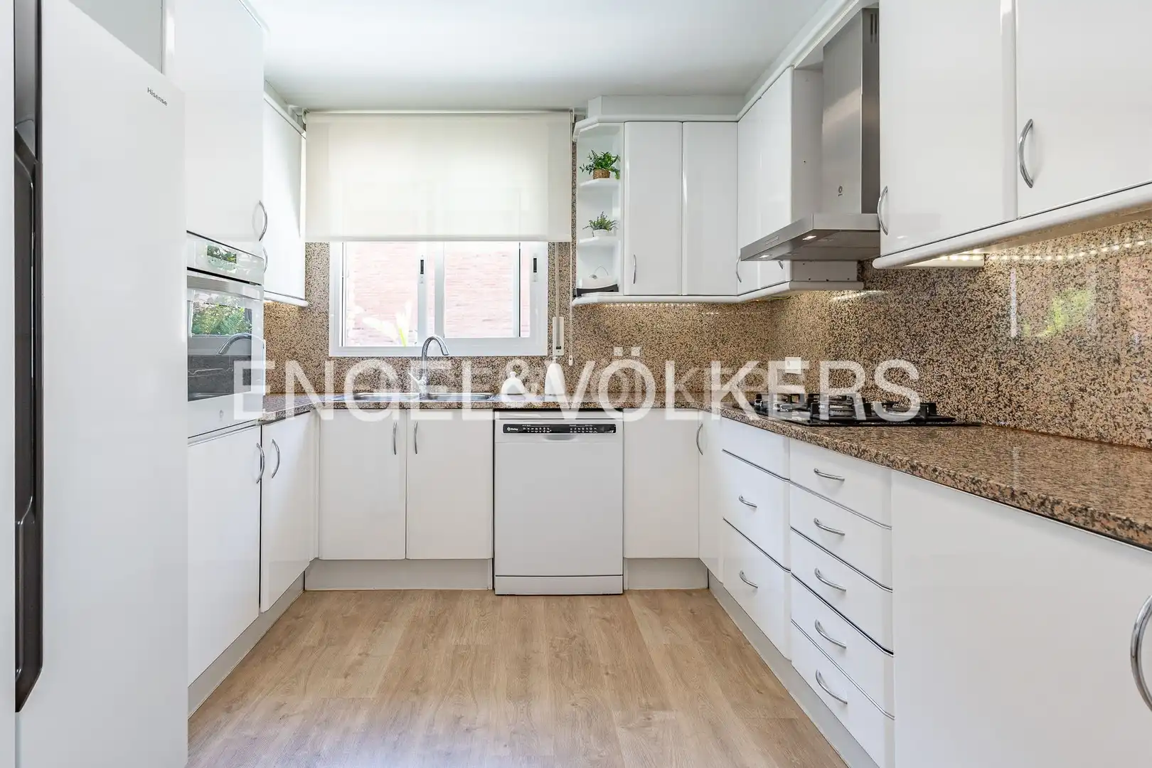 Cocina de Casa o chalet en venta en El Masnou con Aire acondicionado, Calefacción y Jardín privado