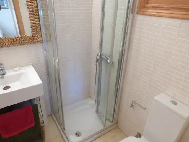 Bany de Casa o xalet en venda en Roquetas de Mar amb Aire condicionat, Calefacció i Jardí privat