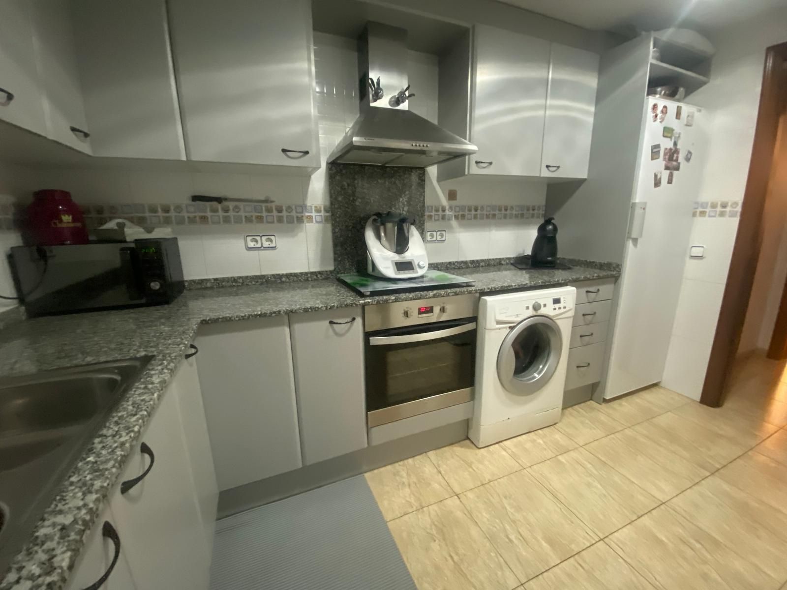 Cuina de Pis en venda en Sabadell amb Calefacció, Terrassa i Traster