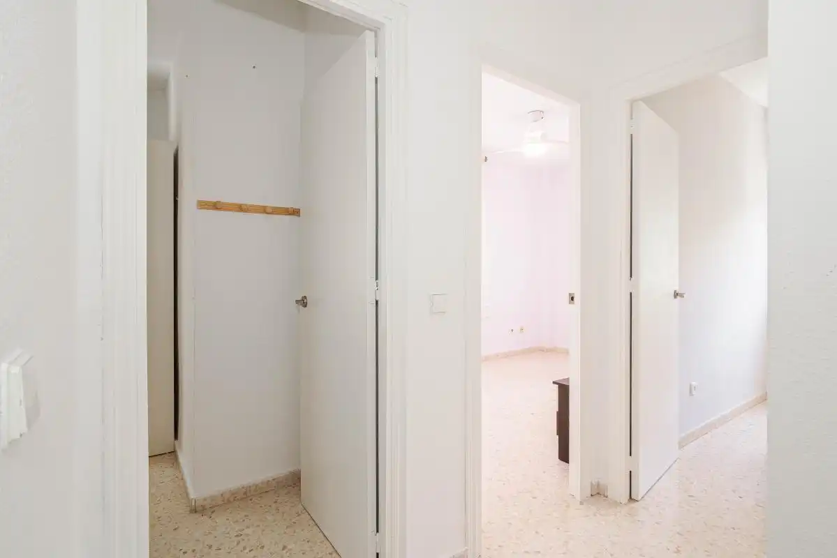 Flat for sale in Camas  with Air Conditioner, Heating and Storage room