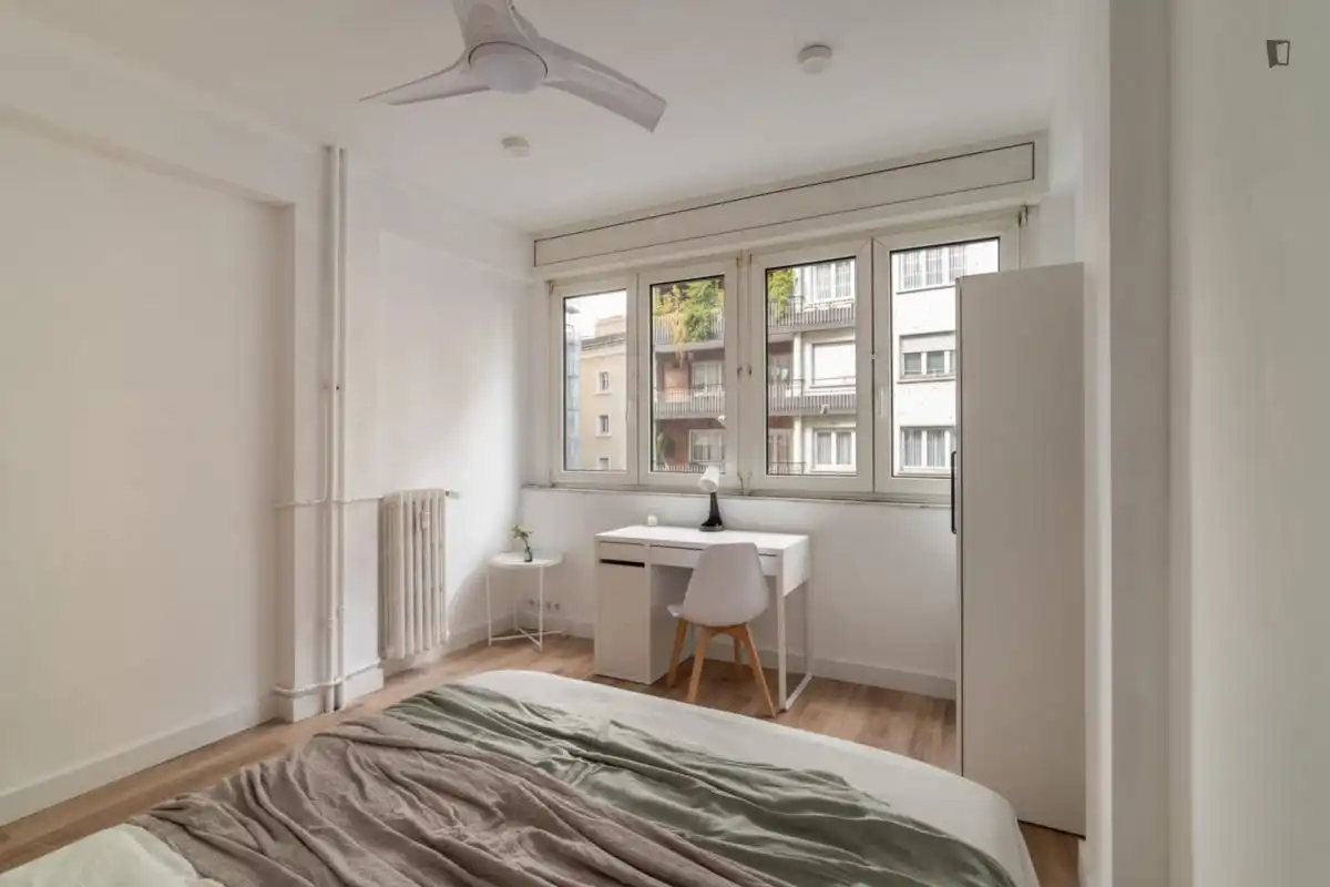 Habitació a Sant Gervasi- Galvany