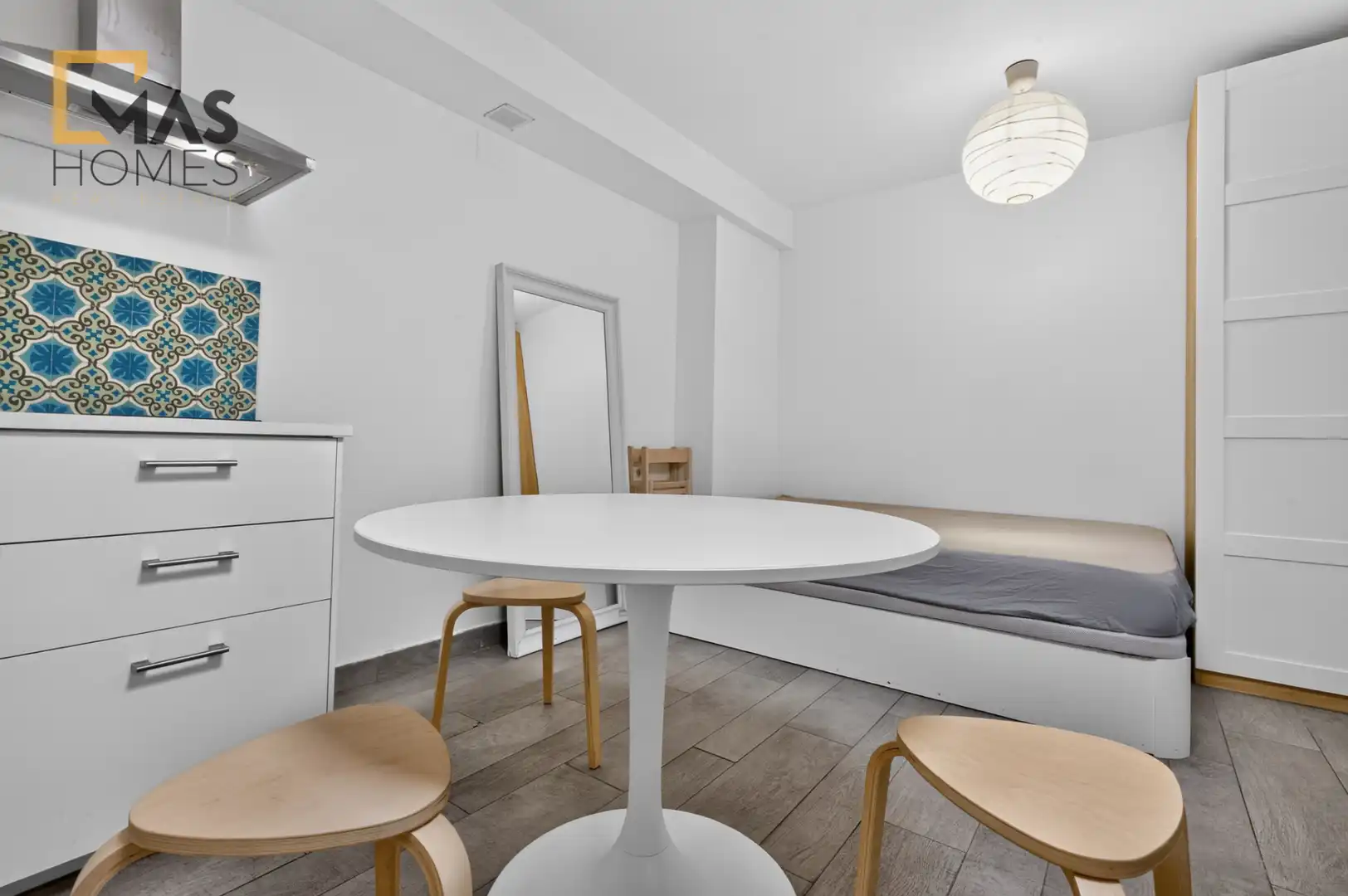 Bedroom of Buildings for sale in Ciutat Vella