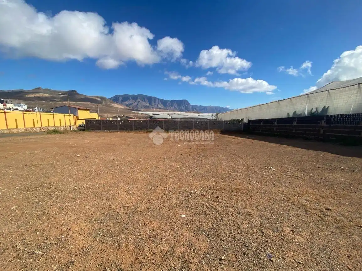 Land for sale in Gáldar
