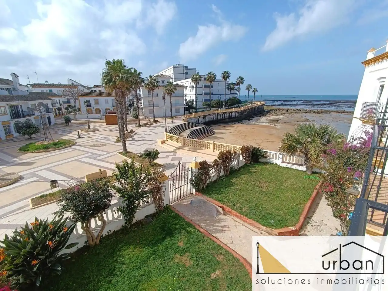 Duplexes for sale in Del Castillo, Playa Cruz del Mar