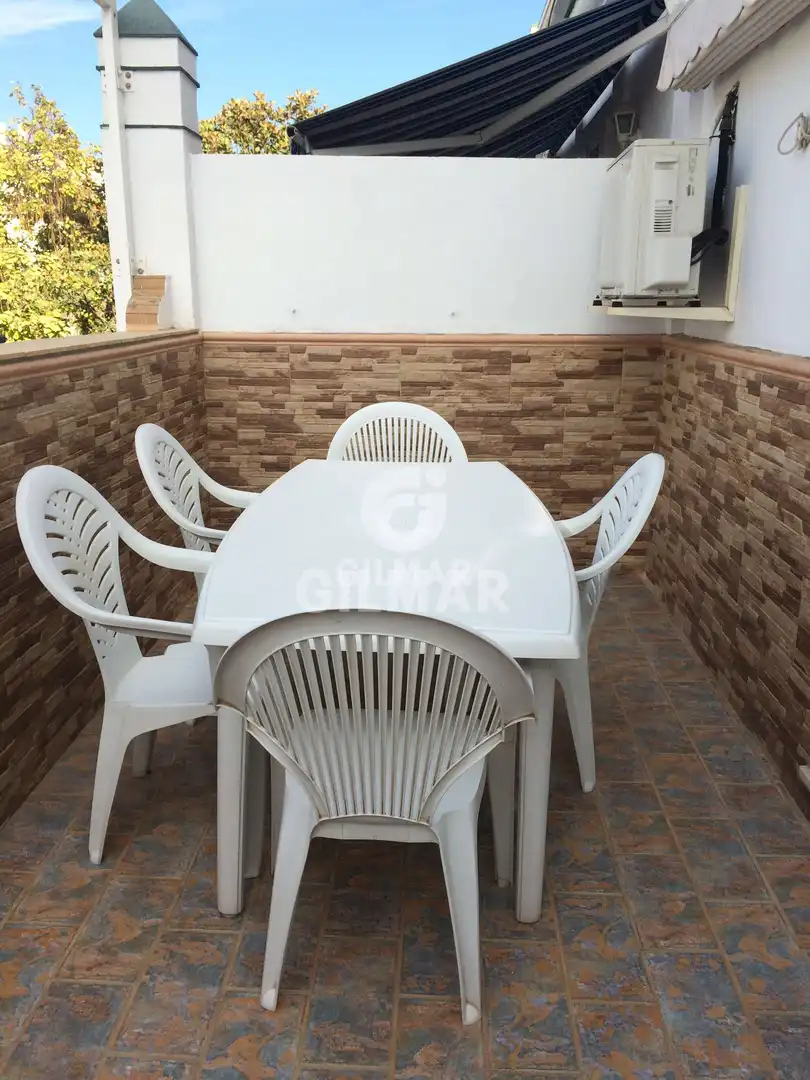 Terrassa de Casa adosada en venda en El Puerto de Santa María amb Calefacció