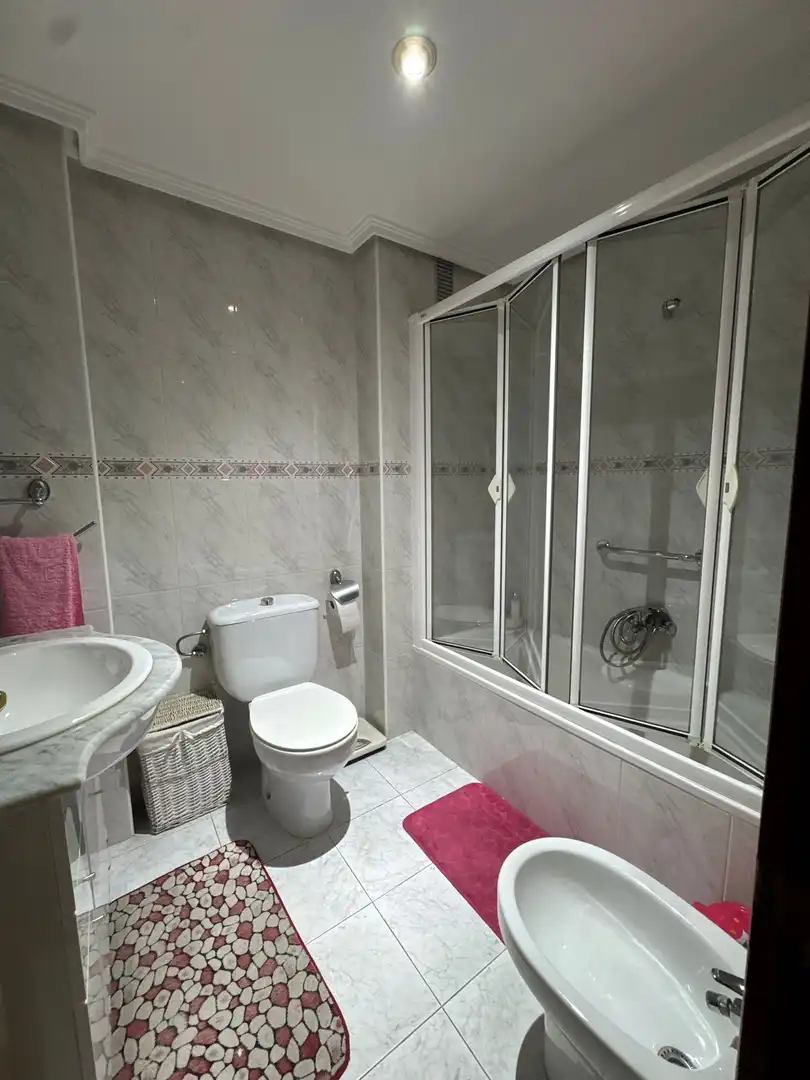 Baño de Piso en venta en Benavente con Calefacción y Amueblado