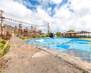 Piscina de Edifici en venda en Arucas