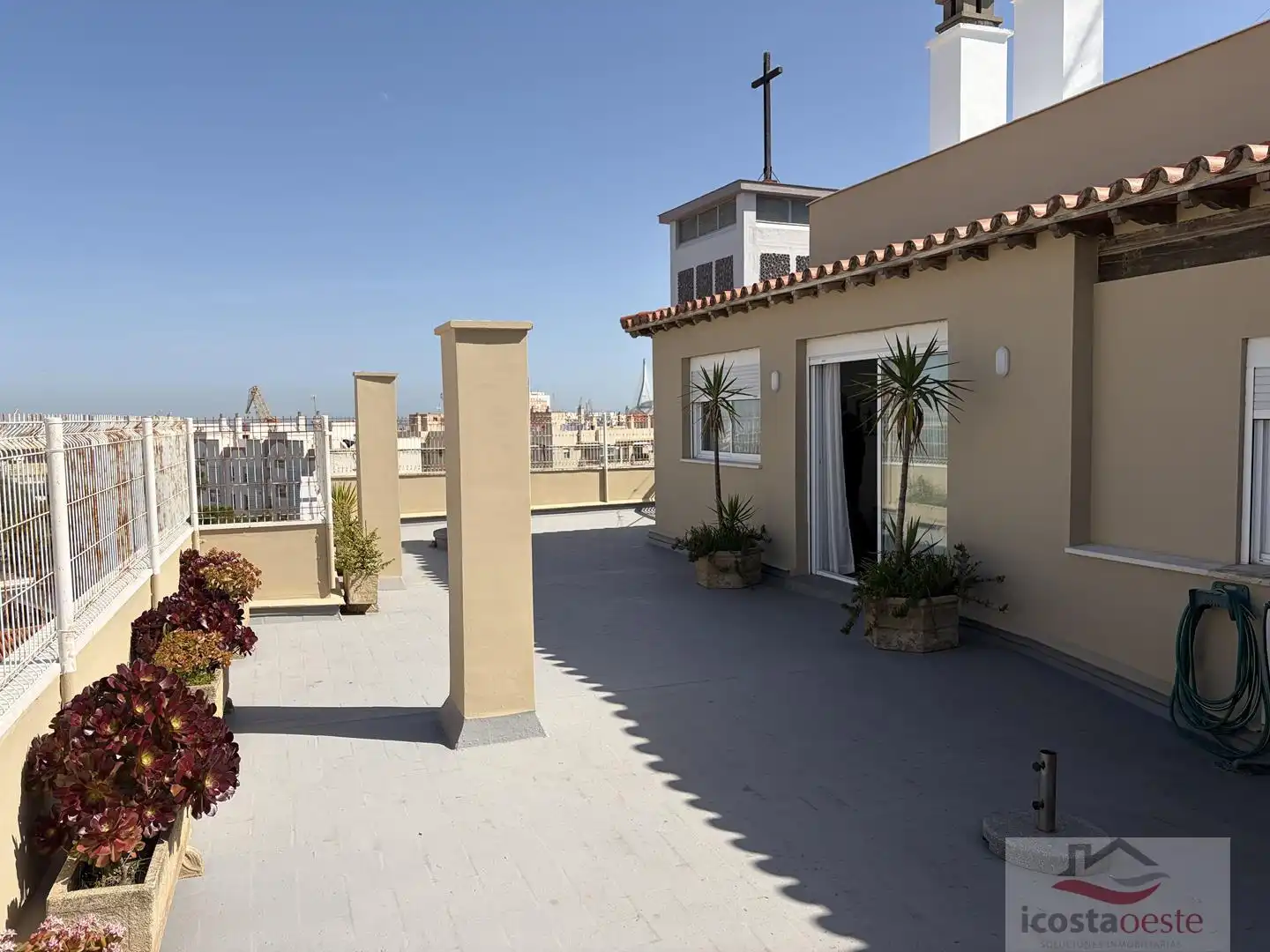 Terrasse von Dachboden zum Verkauf in Cádiz mit Klimaanlage, Heizung und Terrasse