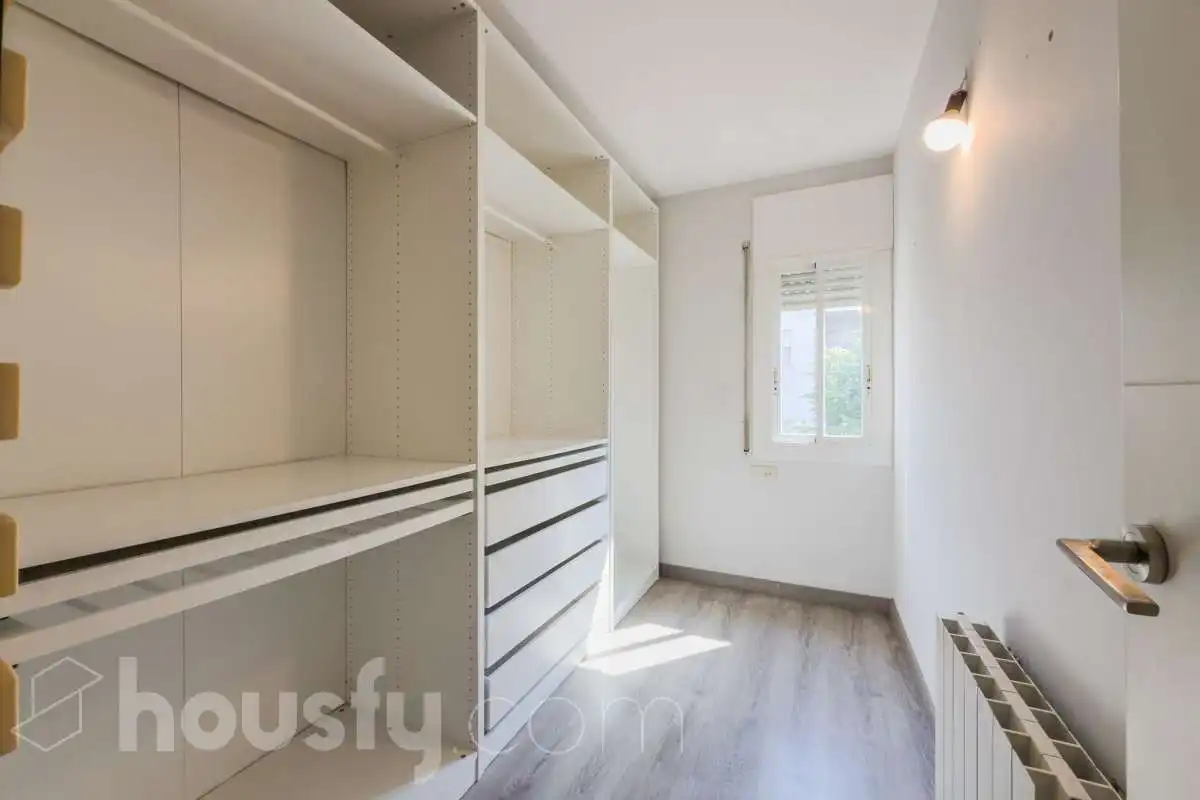 Bedroom of Flat for sale in Premià de Mar  with Air Conditioner, Heating and Storage room