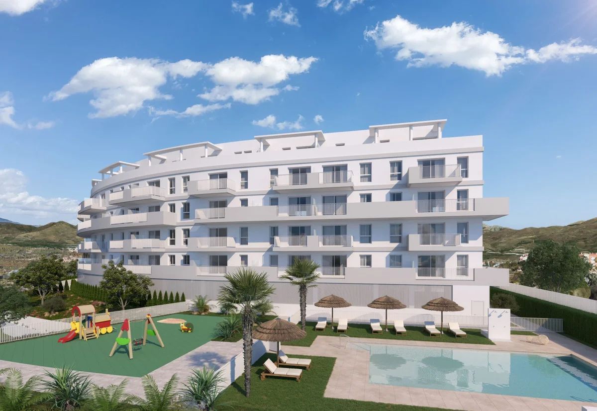 Vista exterior de Apartament en venda en Vélez-Málaga amb Piscina comunitària