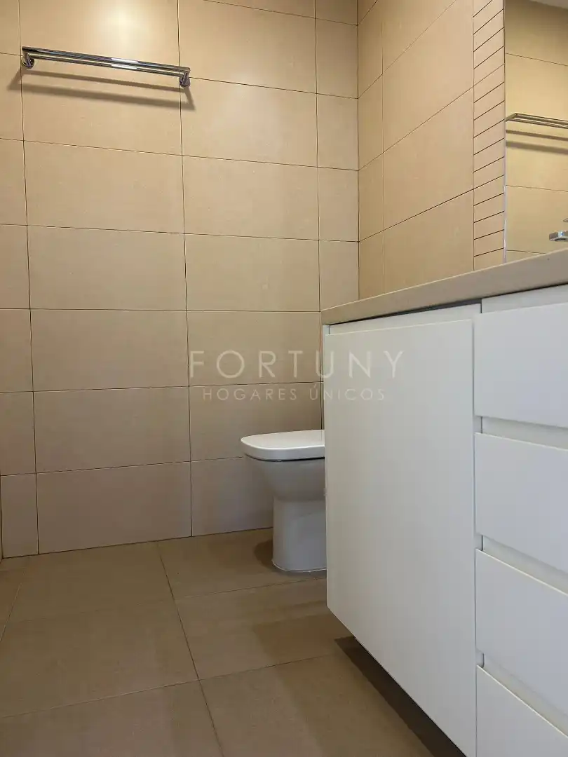 Baño de Piso en venta en Málaga con Aire acondicionado, Terraza y Trastero