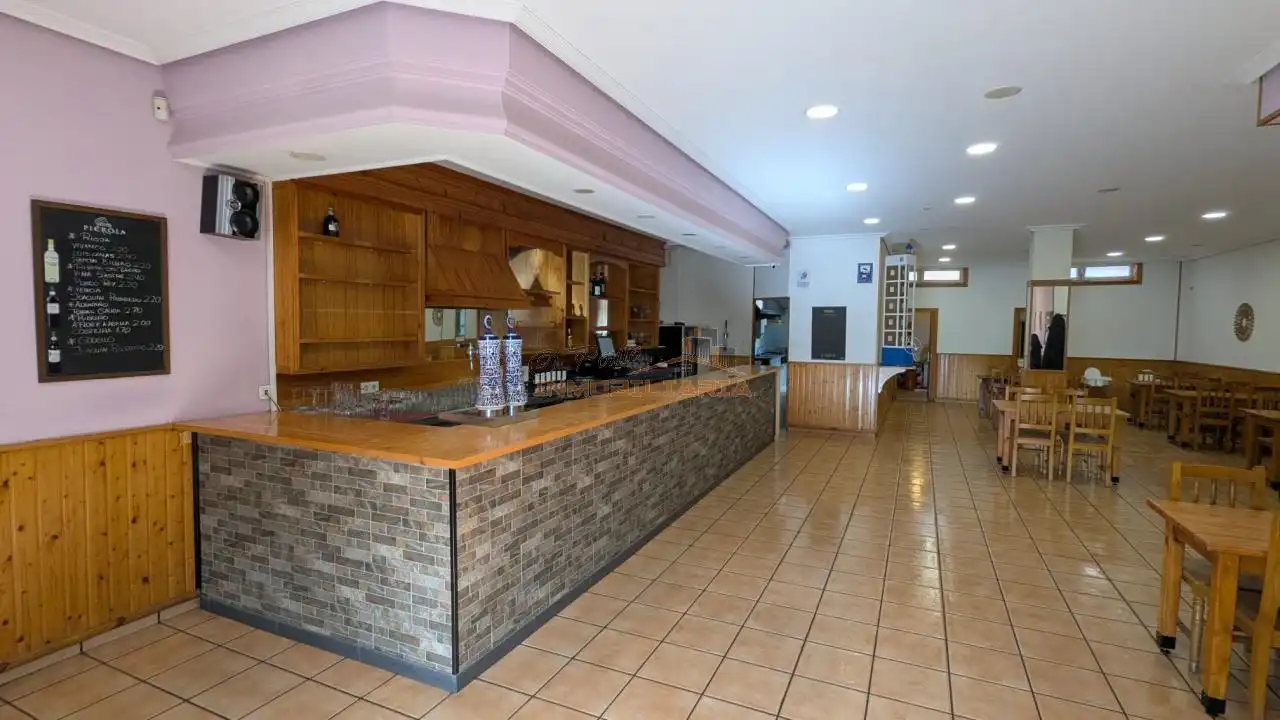 Local comercial en venda a Piñeiros- Freixeiro, imagen 4