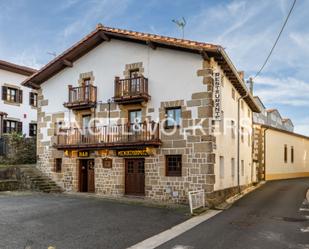 Vista exterior de Casa o xalet en venda en Donostia - San Sebastián  amb Calefacció, Terrassa i Balcó