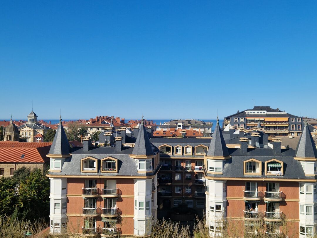 Vista exterior de Piso en venta en Zarautz con Calefacción y Terraza