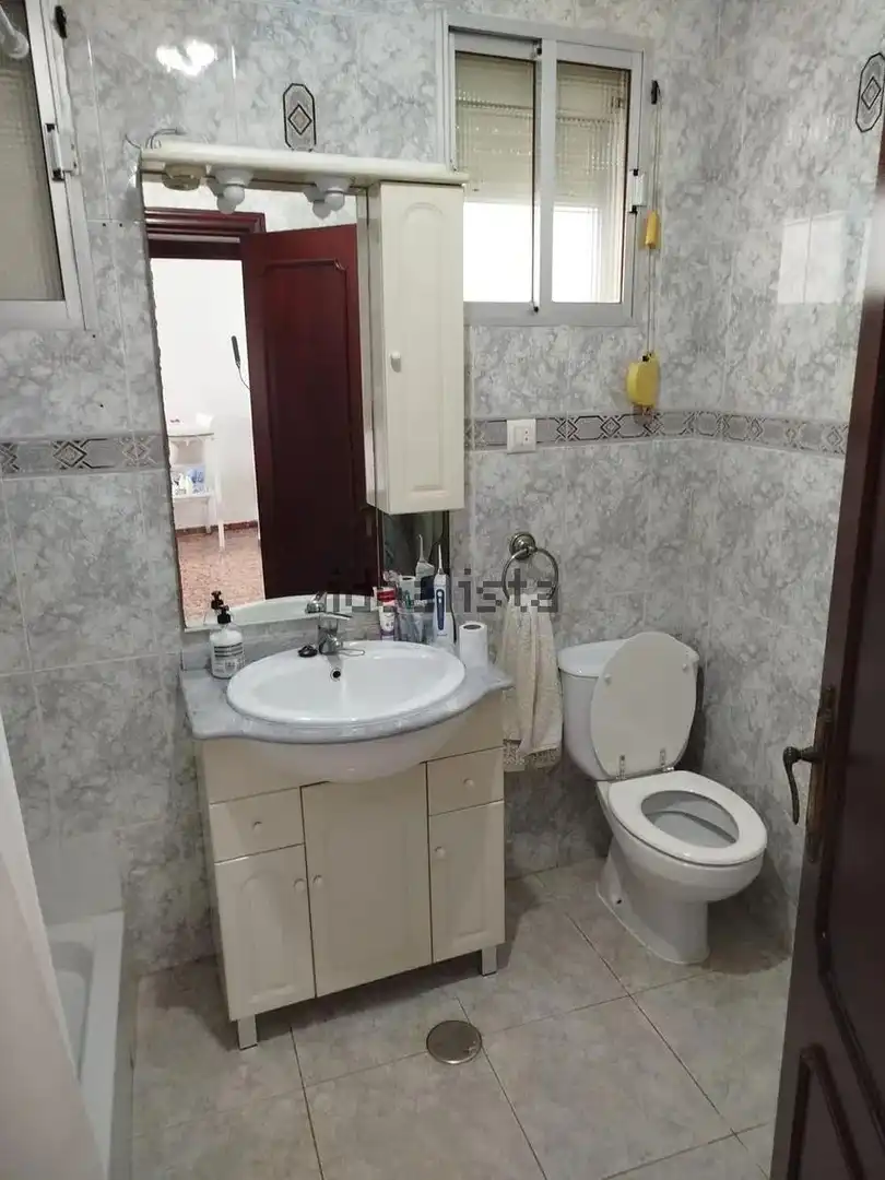 Bathroom of Flat for sale in Cádiz