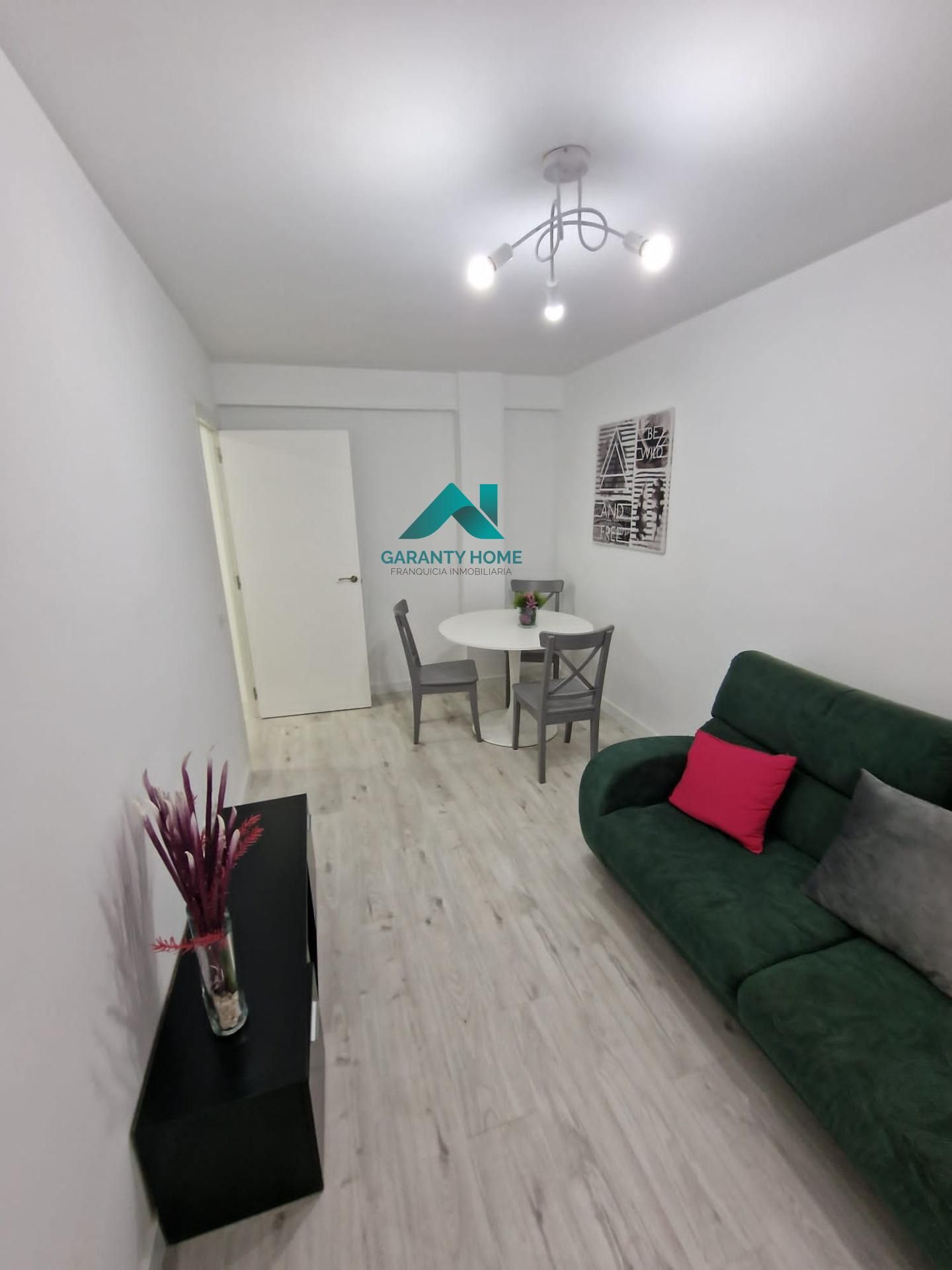 Living room of Planta baja for sale in  Madrid Capital  with Air Conditioner and Heating