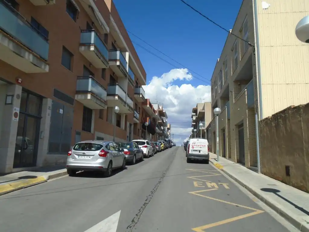 Aparcament amb ascensor en venda a C/ Vint i vuit, imagen 20