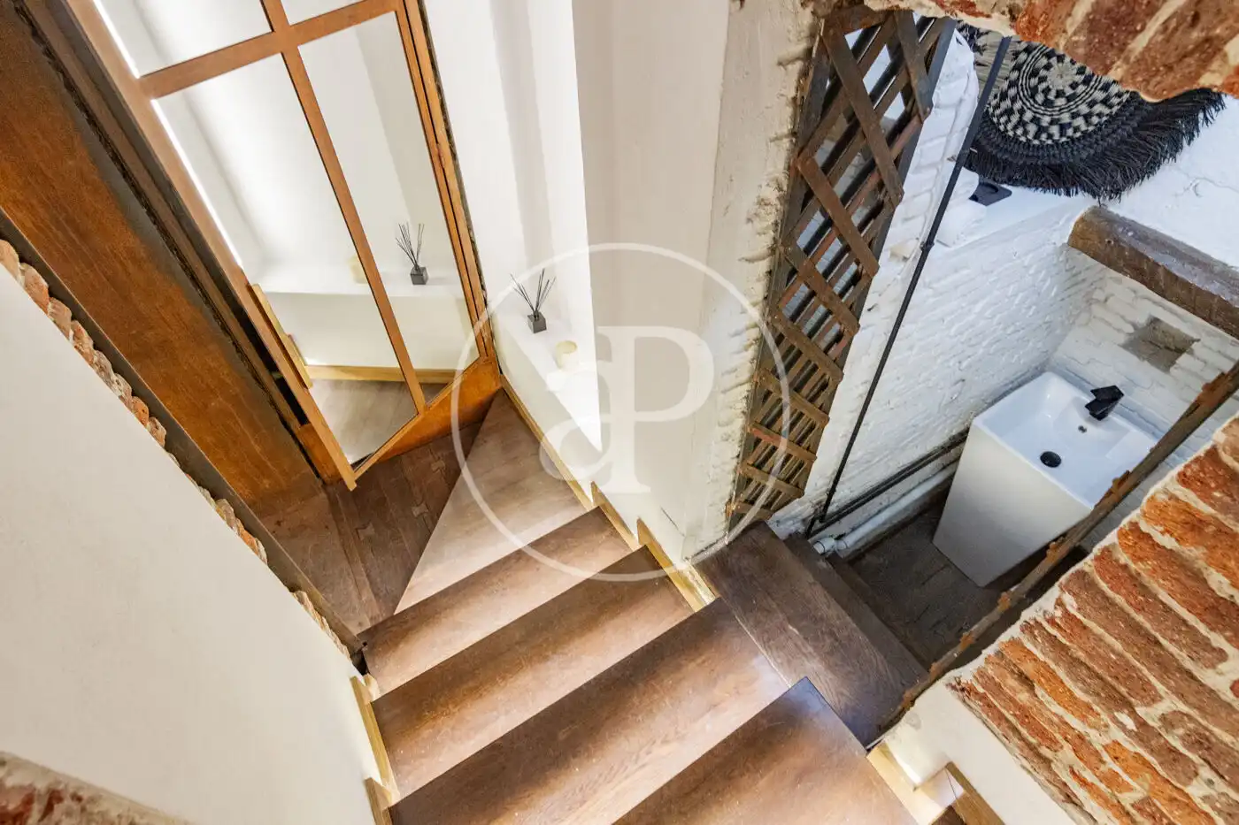 Flat for sale in Madrid  with Heating and Furnished