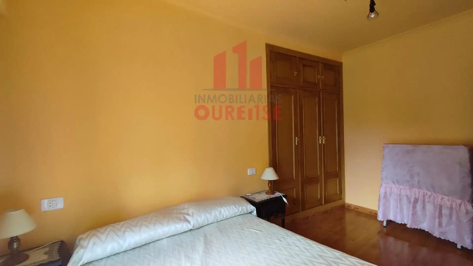 Bedroom of Houses for sale in Ourense Capital   with Furnished and Balcony