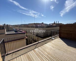 Vista exterior de Àtic en venda en  Barcelona Capital amb Aire condicionat, Terrassa i Piscina