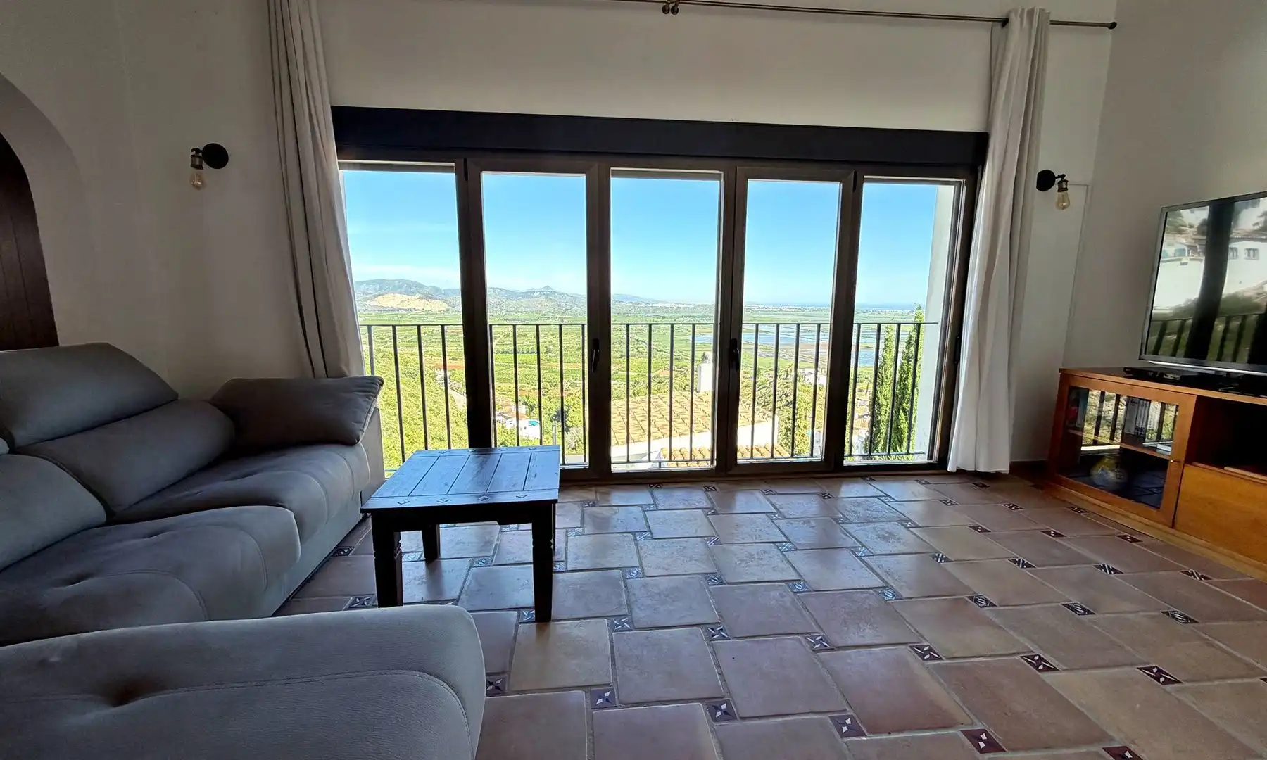 Sala de estar de Casa o chalet en venta en Dénia con Aire acondicionado, Calefacción y Jardín privado