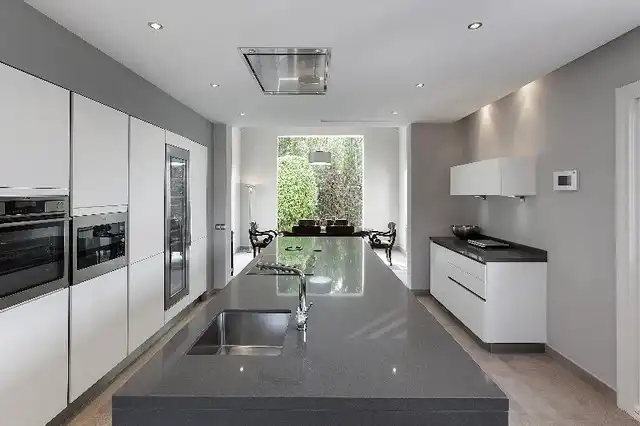 Casa con jardín en venta en San Pedro de Alcántara, imagen 9