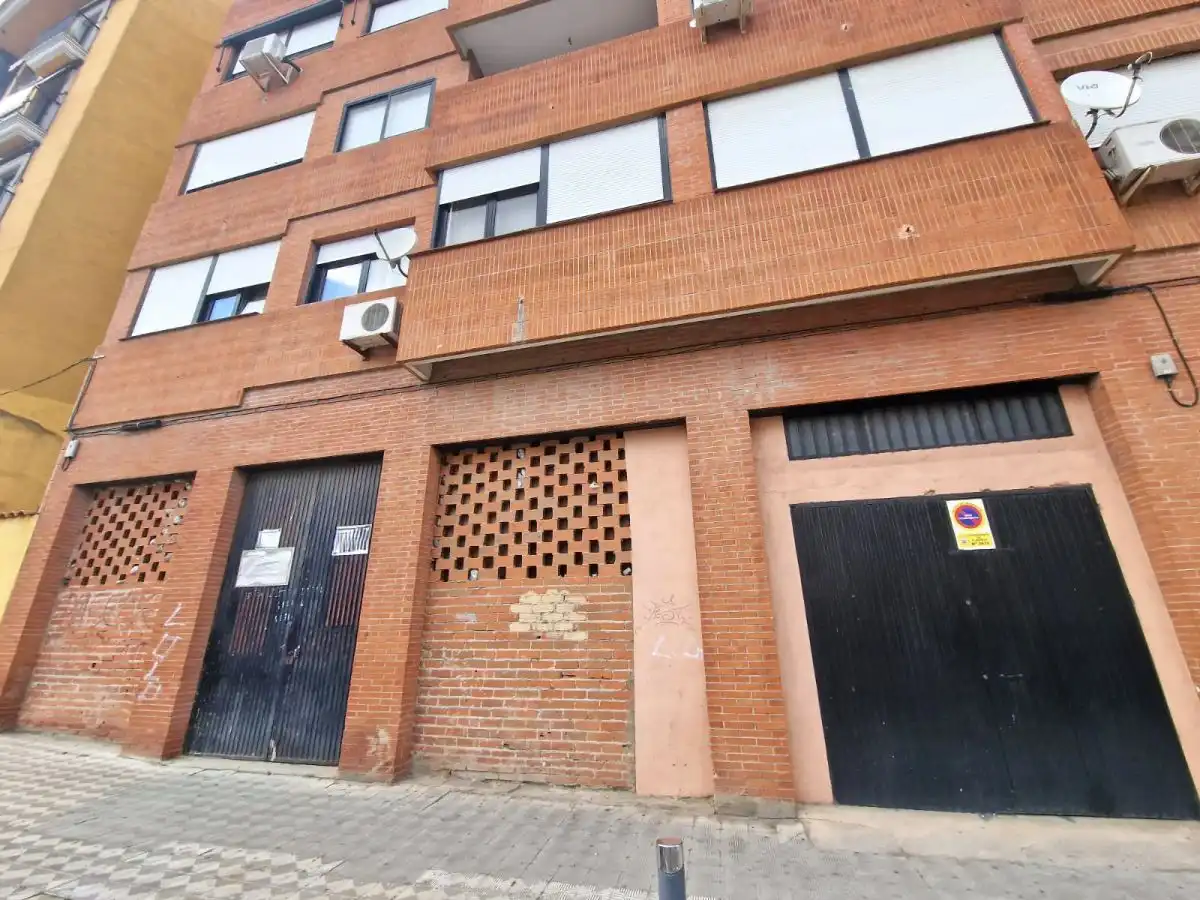 Local comercial en venda a Avenida del Valle,