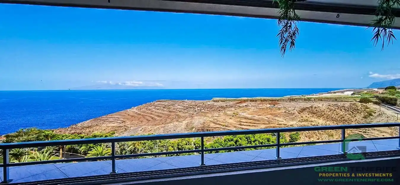 Vista exterior de Pis en venda en Adeje