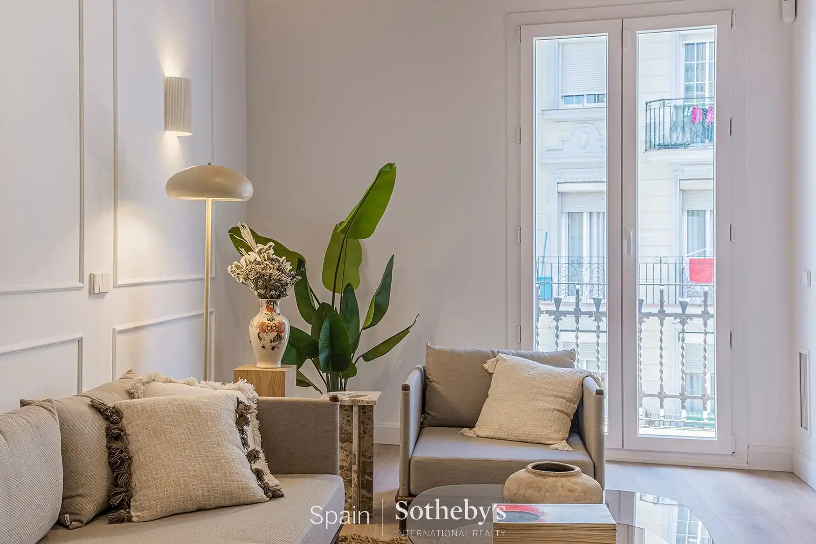 Sala de estar de Apartamento en venta en Barcelona con Aire acondicionado y Calefacción