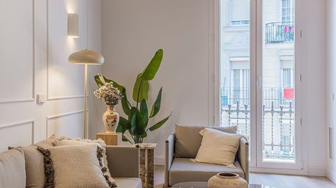 Foto 4 de Apartament en venda a Carrer Nou de la Rambla, El Poble Sec - Parc de Montjuïc, Barcelona Capital