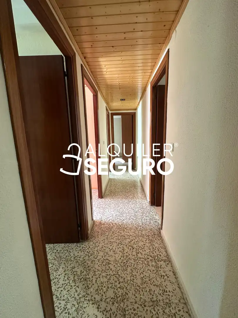 Flat for rent in Málaga  with Air Conditioner, Terrace and Furnished