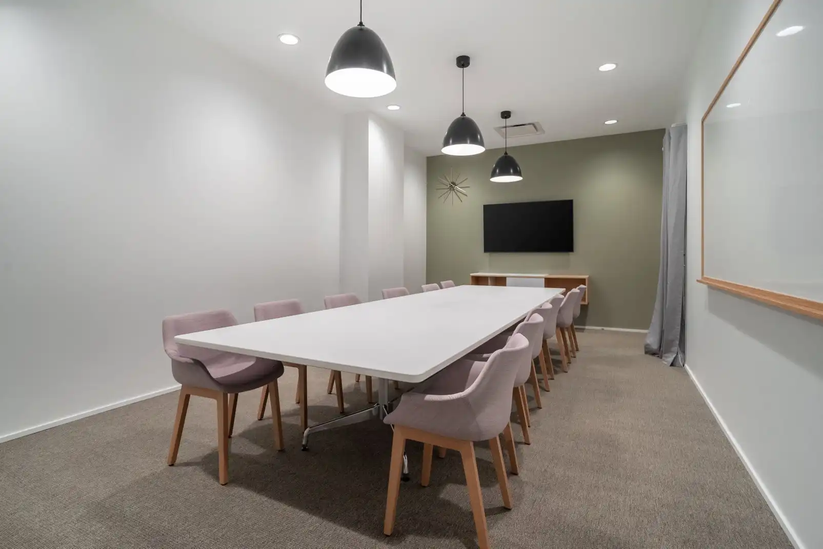Dining room of Office for rent in Barcelona  with Air Conditioner, Heating and Furnished