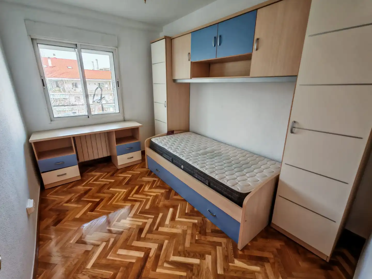 Bedroom of Flat for sale in Móstoles  with Heating, Parquet flooring and Terrace