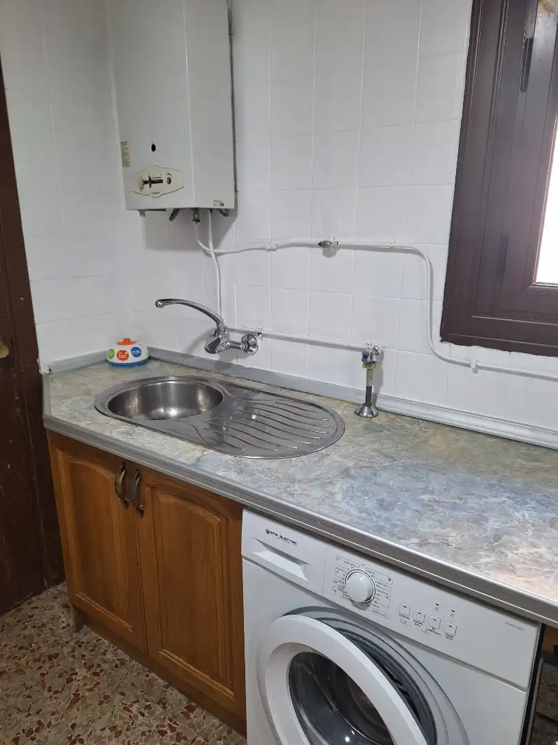 Küche von Einfamilien-Reihenhaus zum Verkauf in Granada mit Terrasse, Möbliert und Ofen
