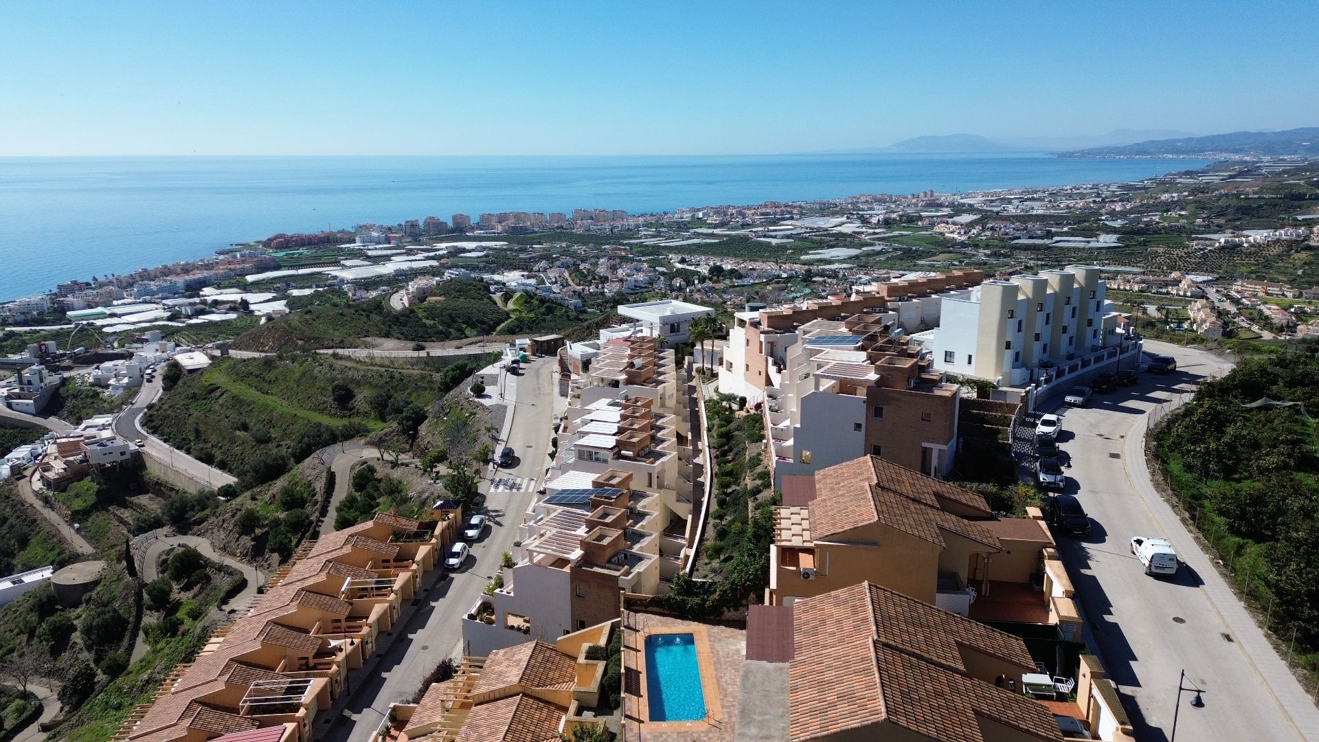 Vista exterior de Casa adosada en venta en Torrox con Piscina comunitaria