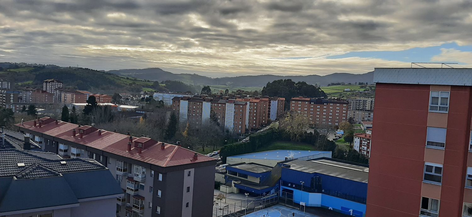 Exterior view of Flat for sale in Avilés  with Heating, Terrace and Storage room