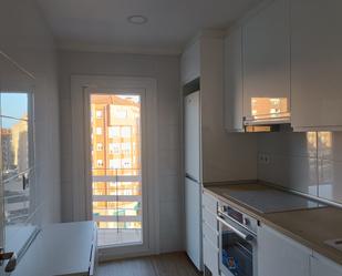 Kitchen of Flat to rent in Avilés  with Terrace