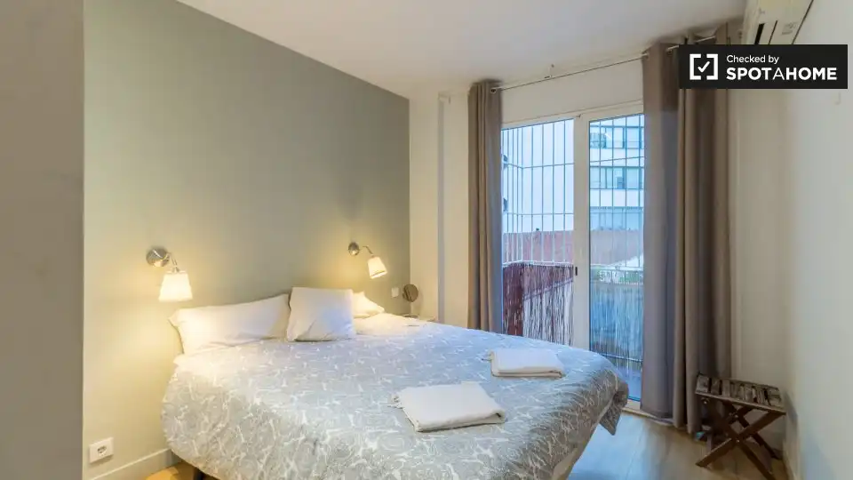 Piso con terraza en alquiler en Eixample, imagen 18