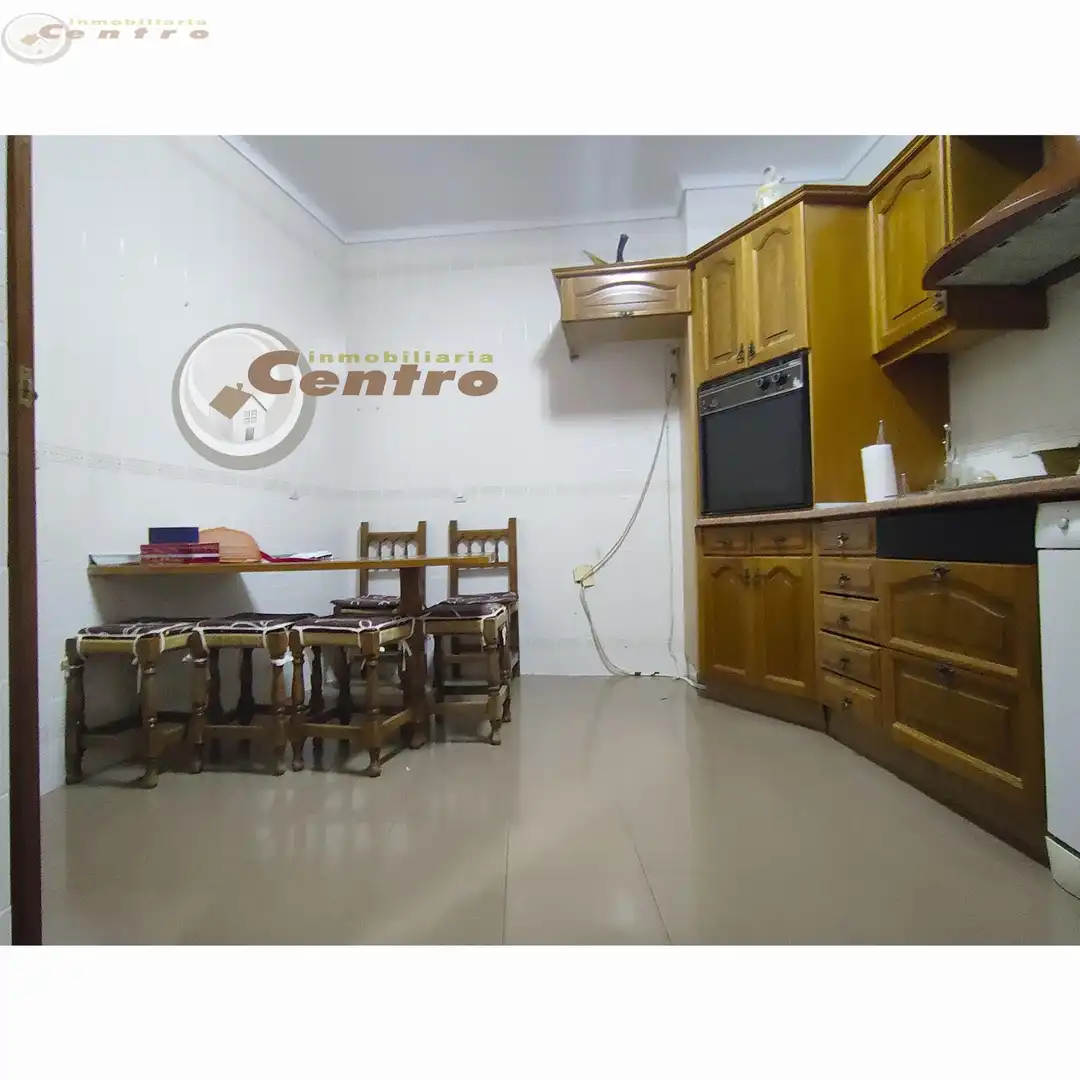 Flat with terrace for sale in Feria, imagen 12
