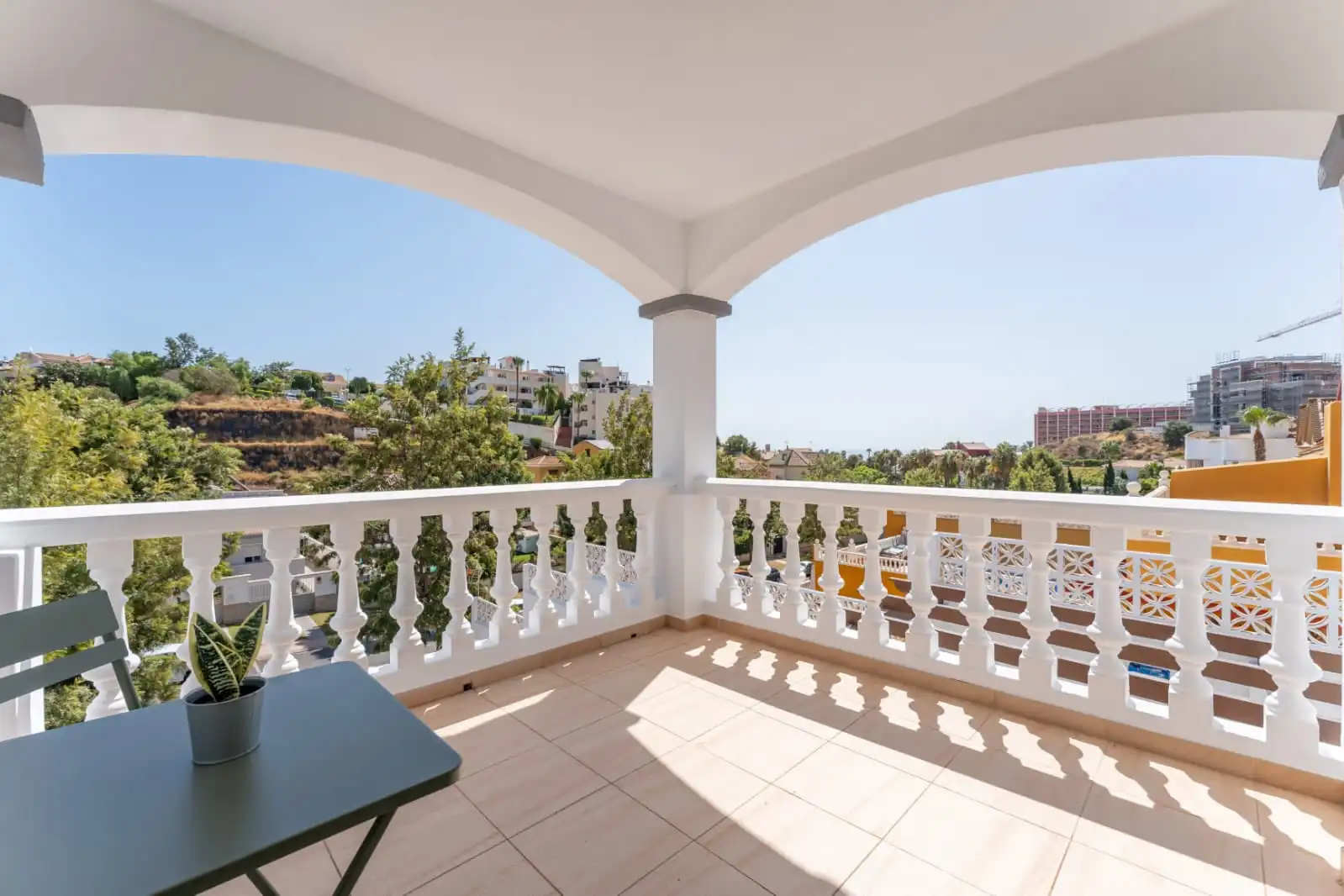 Terraza de Casa adosada de alquiler en Benalmádena con Aire acondicionado, Terraza y Trastero