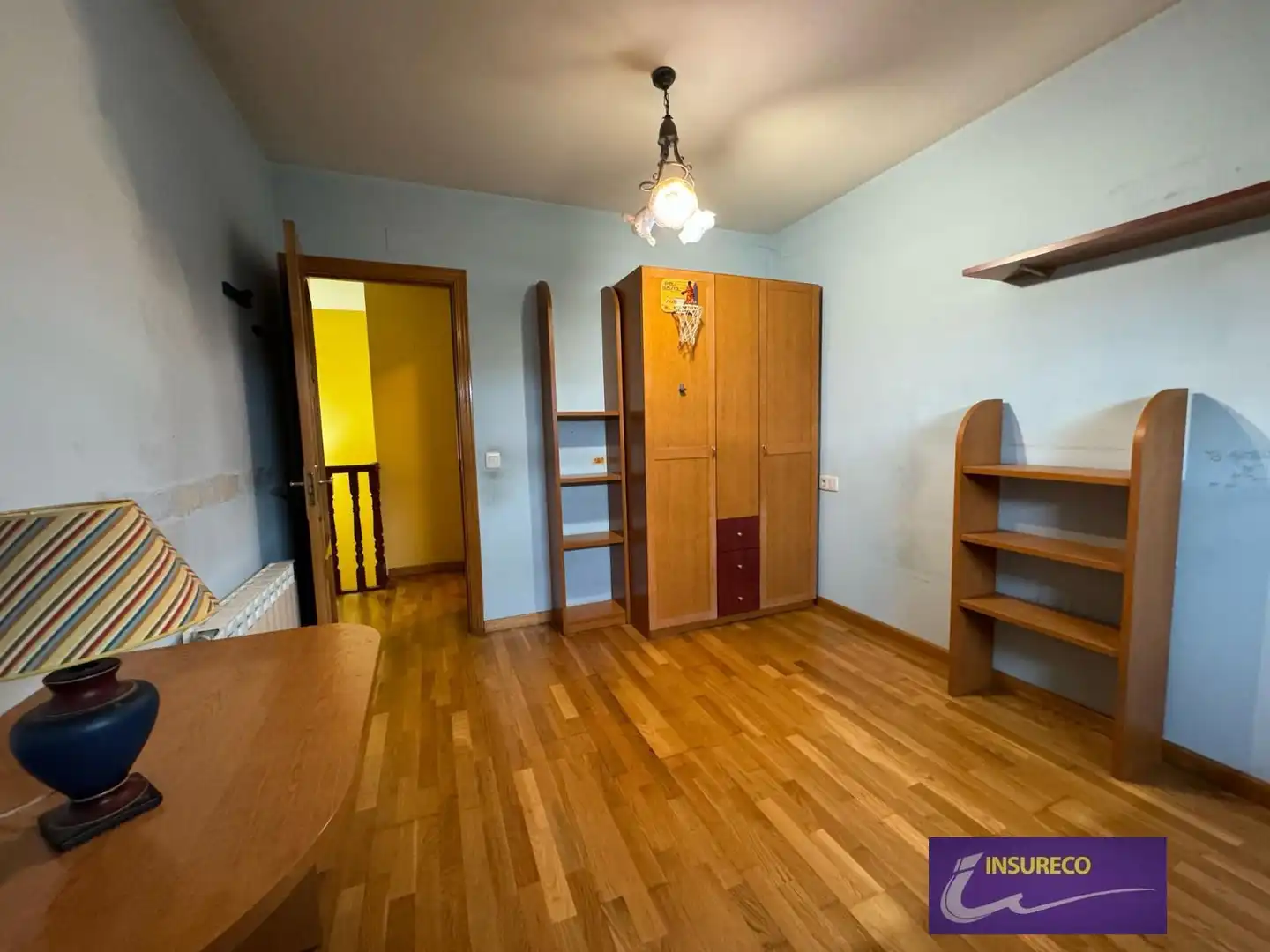 Habitación de Dúplex en venta en León Capital  con Calefacción, Terraza y Trastero