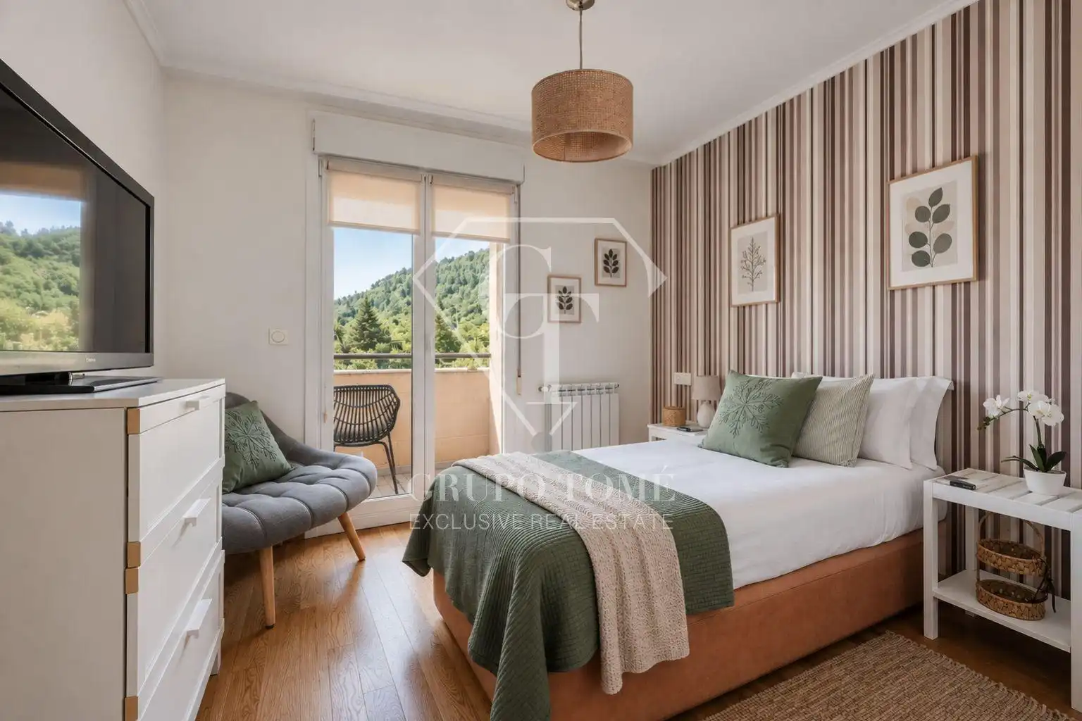 Habitación de Casa adosada en venta en Orio con Calefacción, Terraza y Trastero