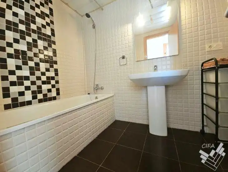 Bathroom of Flat for sale in Casco Urbano