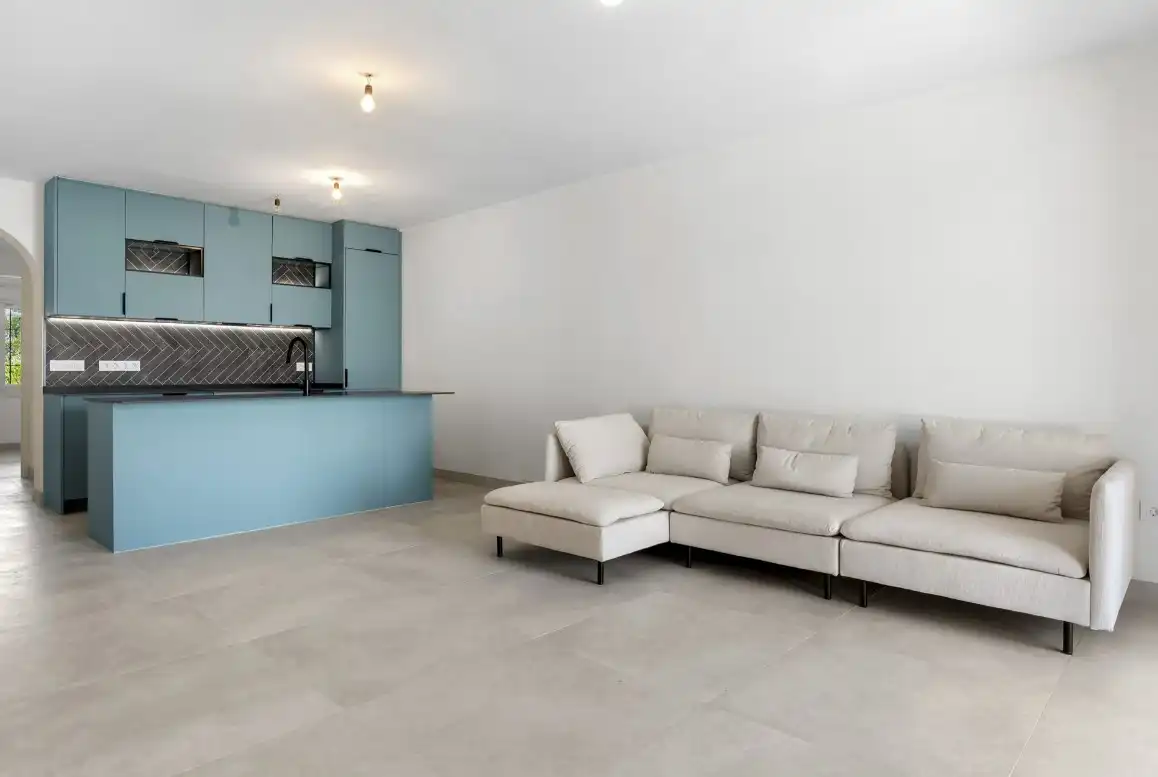 Sala de estar de Planta baja en venta en Marbella con Aire acondicionado, Calefacción y Terraza