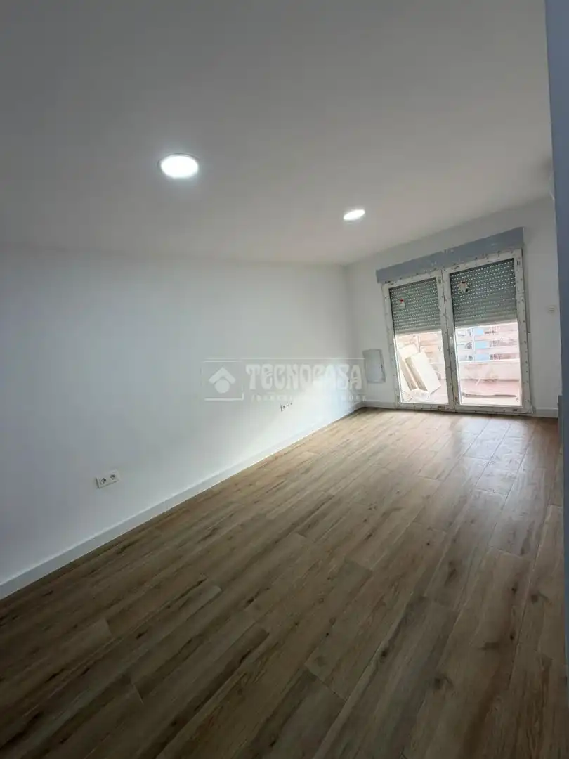 Piso de alquiler en La Cruz