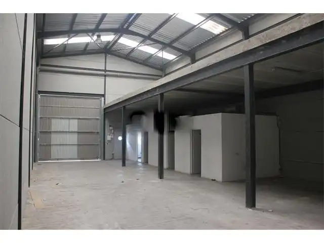 Nave industrial de alquiler en Quart de Poblet